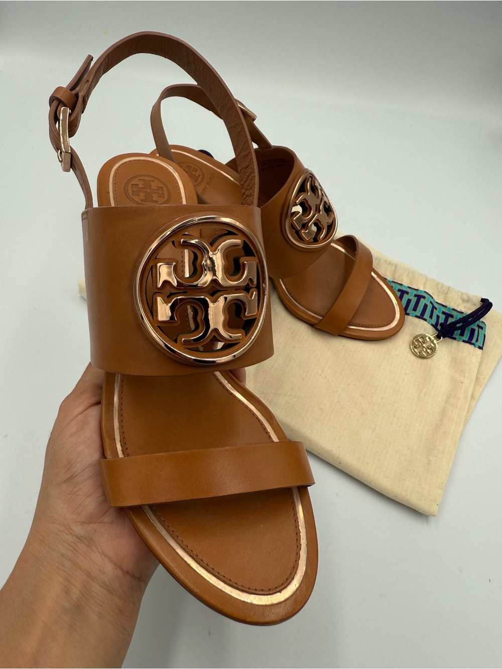 Tory Burch Brown Leather Strappy Wedge Sandals Logo Buckle Women's US 7.5